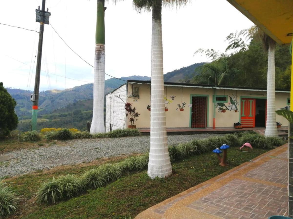 Calarcá Finca Turistica Santa Clara旅舍 外观 照片